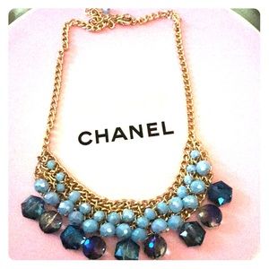 Talbots Necklace Blue beading and stones